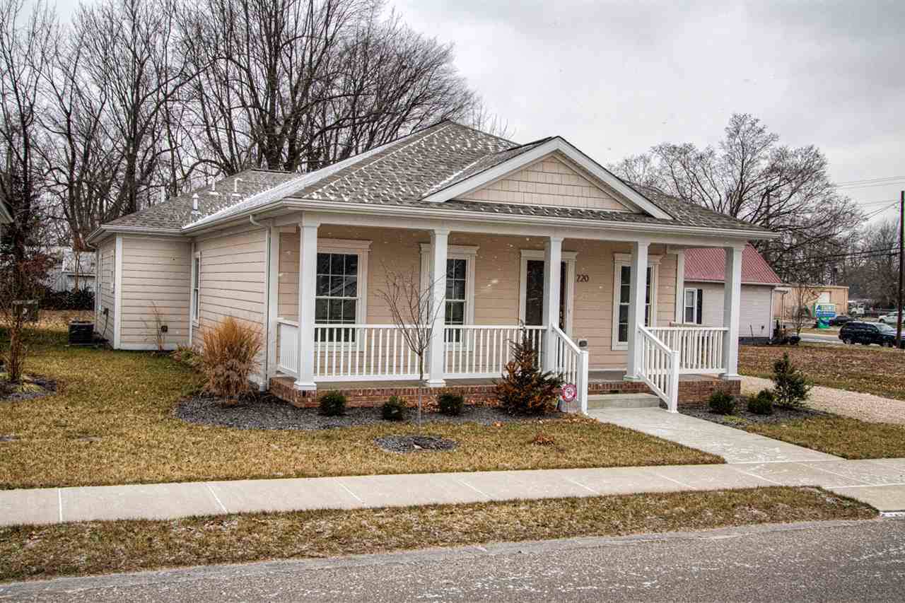 220 Audubon St - Photo 1