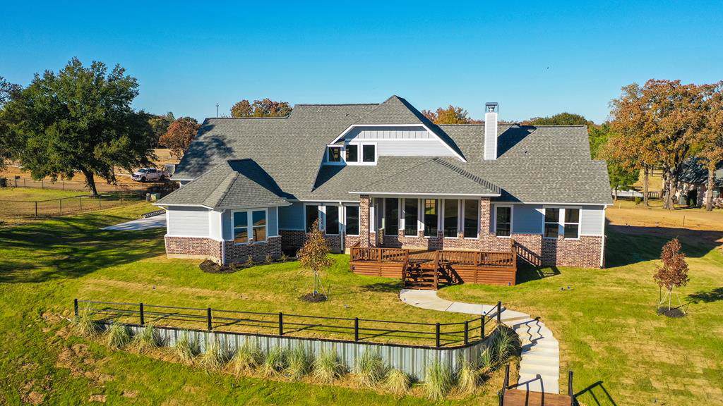 108 Adison - Photo 1