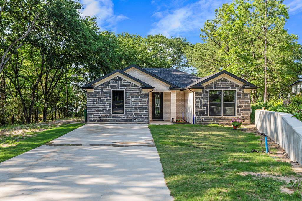105 Griffith Bend - Photo 1