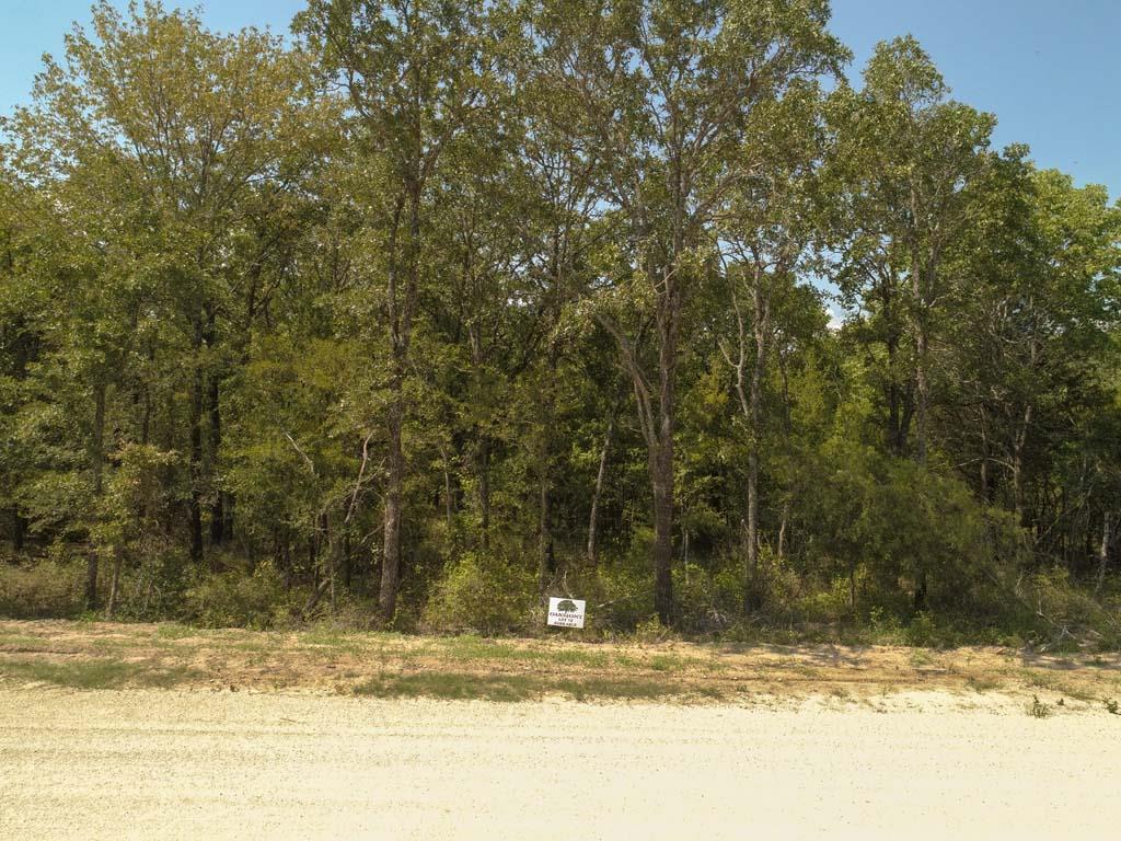 102 Oakmont Dr - Photo 1
