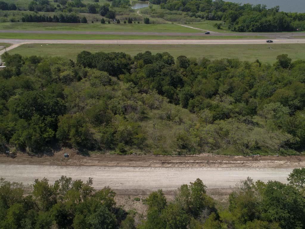 102 Lakeview Tr - Photo 1