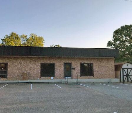 1005 E Corsicana Street - Photo 1