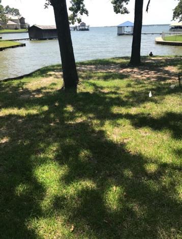 196 Bay Drive - Photo 1