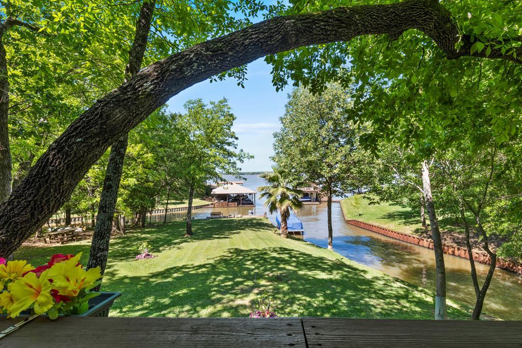 5031 Clearpoint Drive - Photo 1