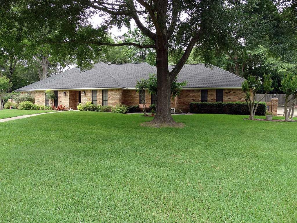 1192 E Oval Drive - Photo 1