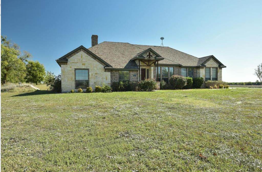 1622 N Fm 1138 - Photo 1