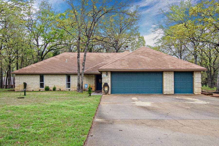 243 Colonial Drive - Photo 1
