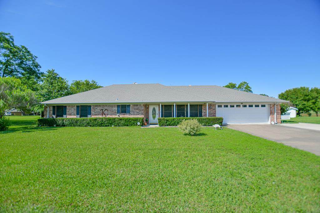 9 Starview Drive - Photo 1