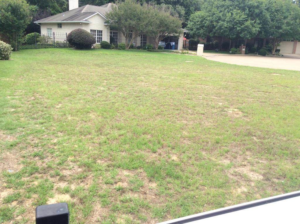 707 Park Place Drive - Photo 1