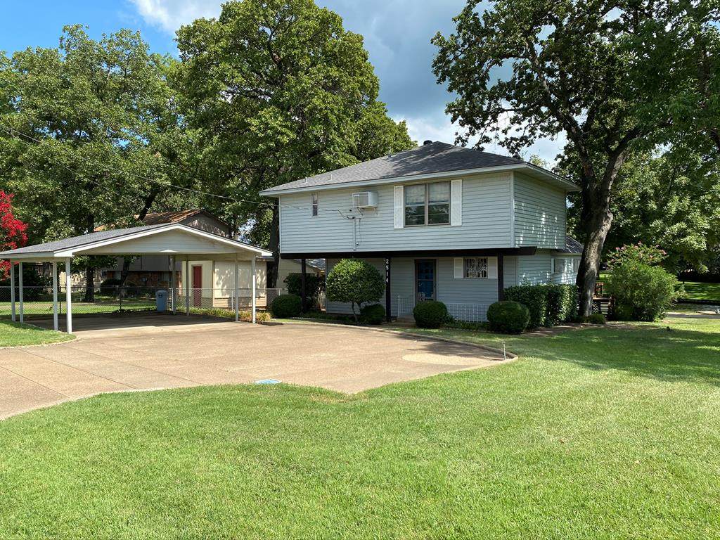 2514 Wildwood Way - Photo 1
