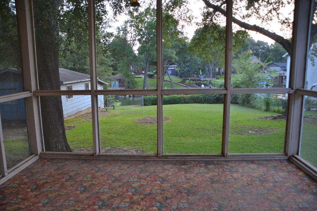 298 Shady Shores Dirve - Photo 1