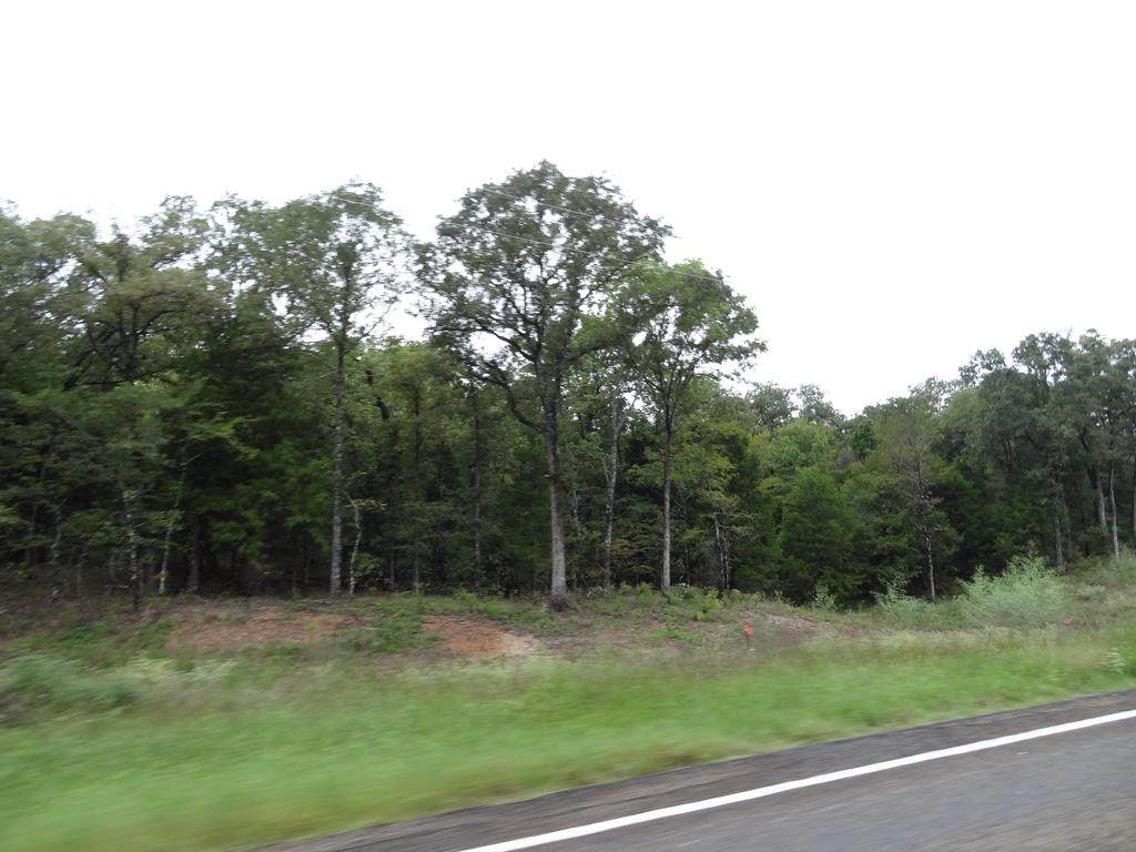 TRACT F Fm 3054 - Photo 1