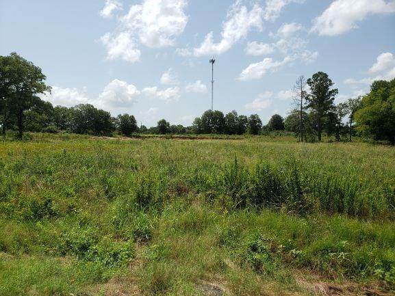 1108 E State Hwy 31 - Photo 1