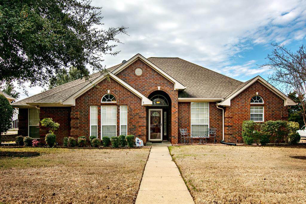 1001 Lakeway Drive - Photo 1