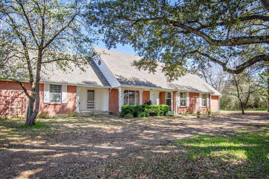 639 Canton Ave. - Photo 1