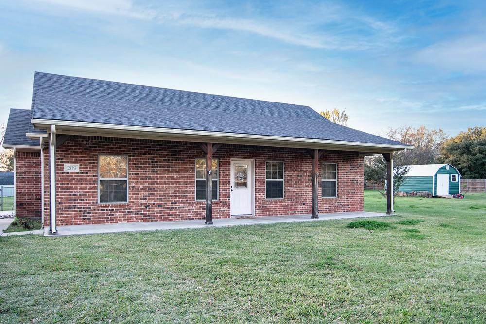 209 N Coleman - Photo 1