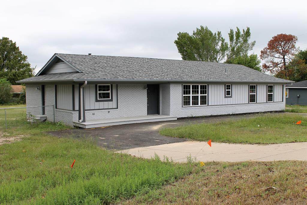 545 E Us Hwy 175 - Photo 1