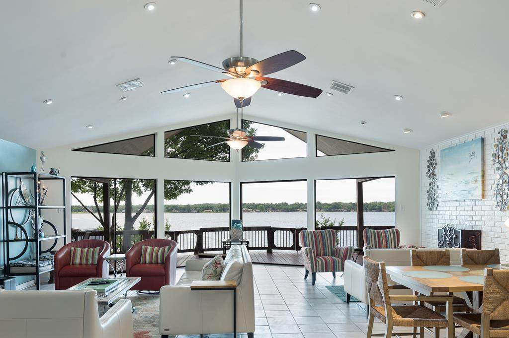 122 Shoreline Circle - Photo 1
