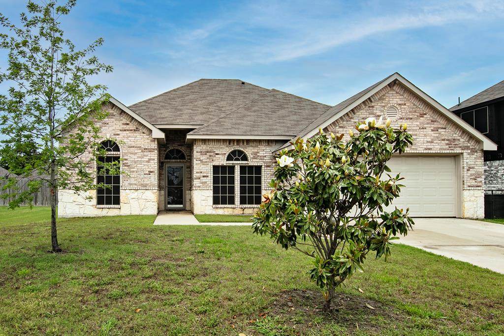 818 Allie Renea Lane - Photo 1