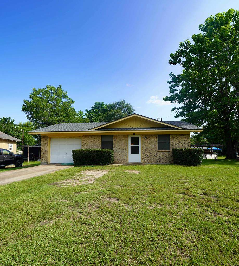 522 Scott - Photo 1