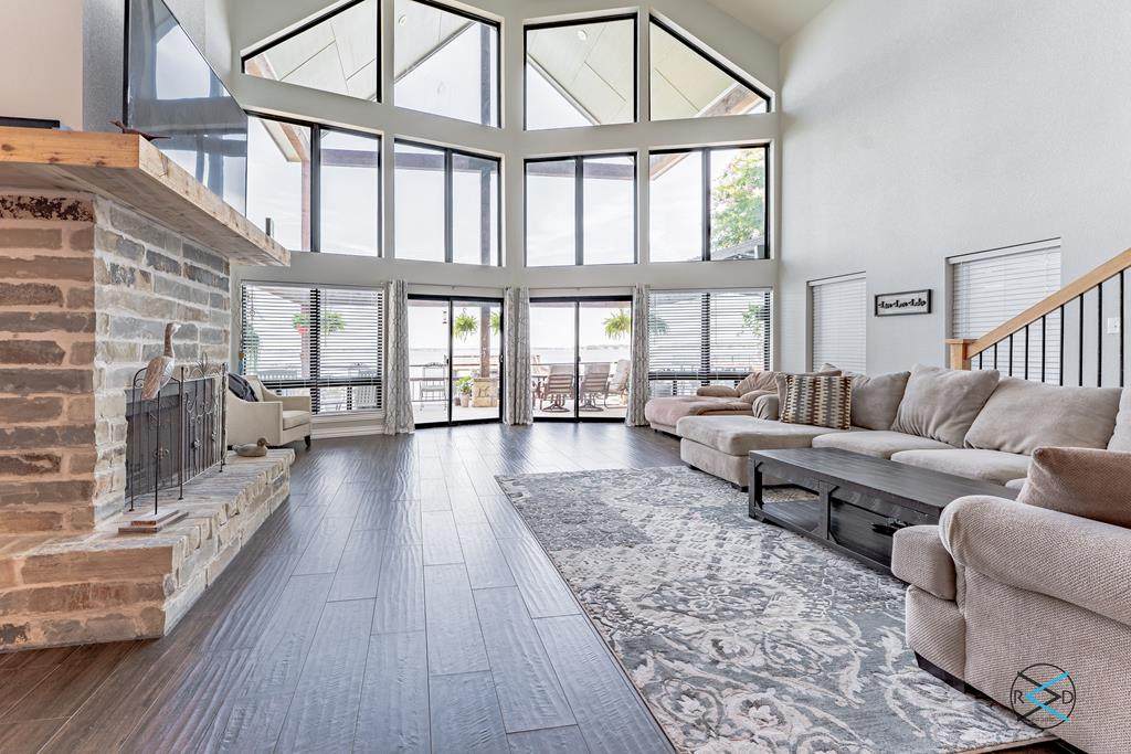 149 Shoreline Drive - Photo 1