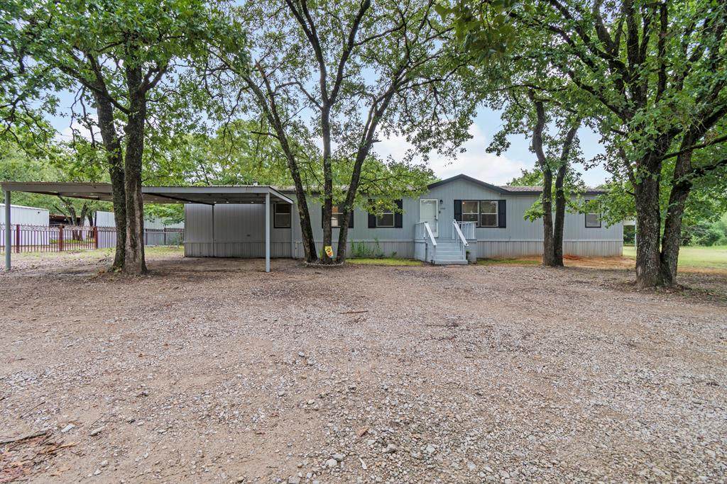 1227 East Woods Dr - Photo 1