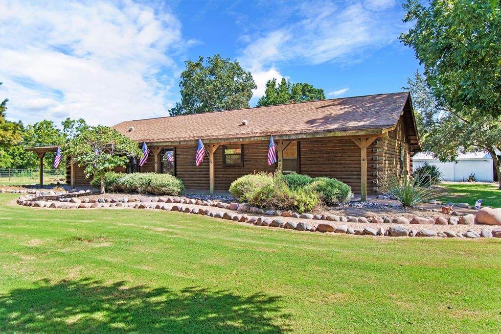 407 E Will White Road - Photo 1