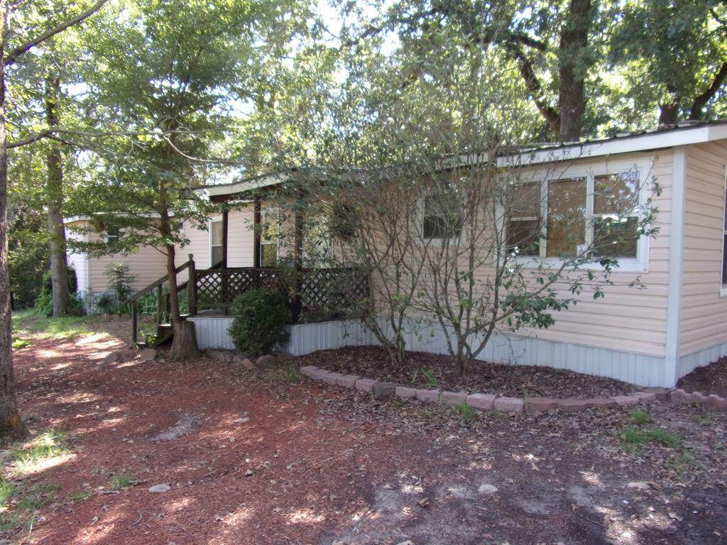114 Rosebud Ln - Photo 1