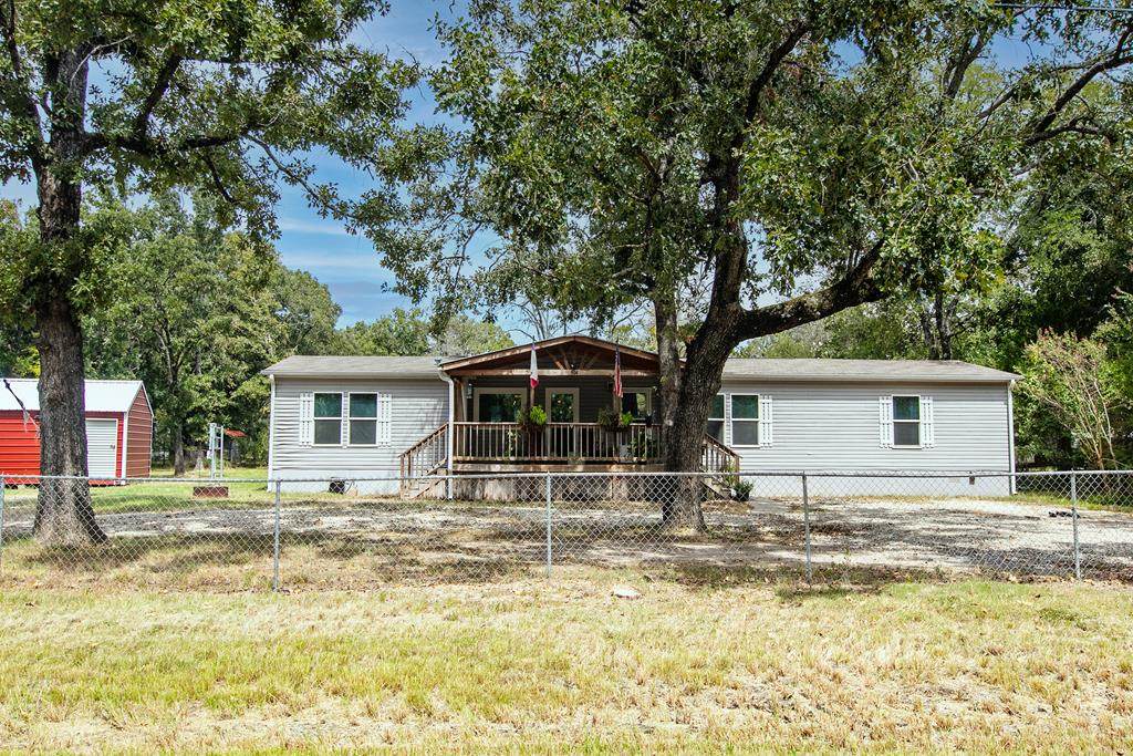 304 Golden Oaks Drive - Photo 1