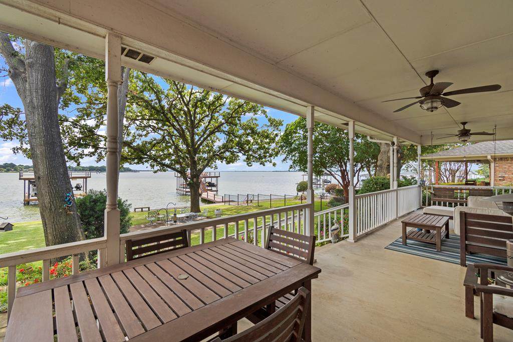 193 Seaside Drive - Photo 1