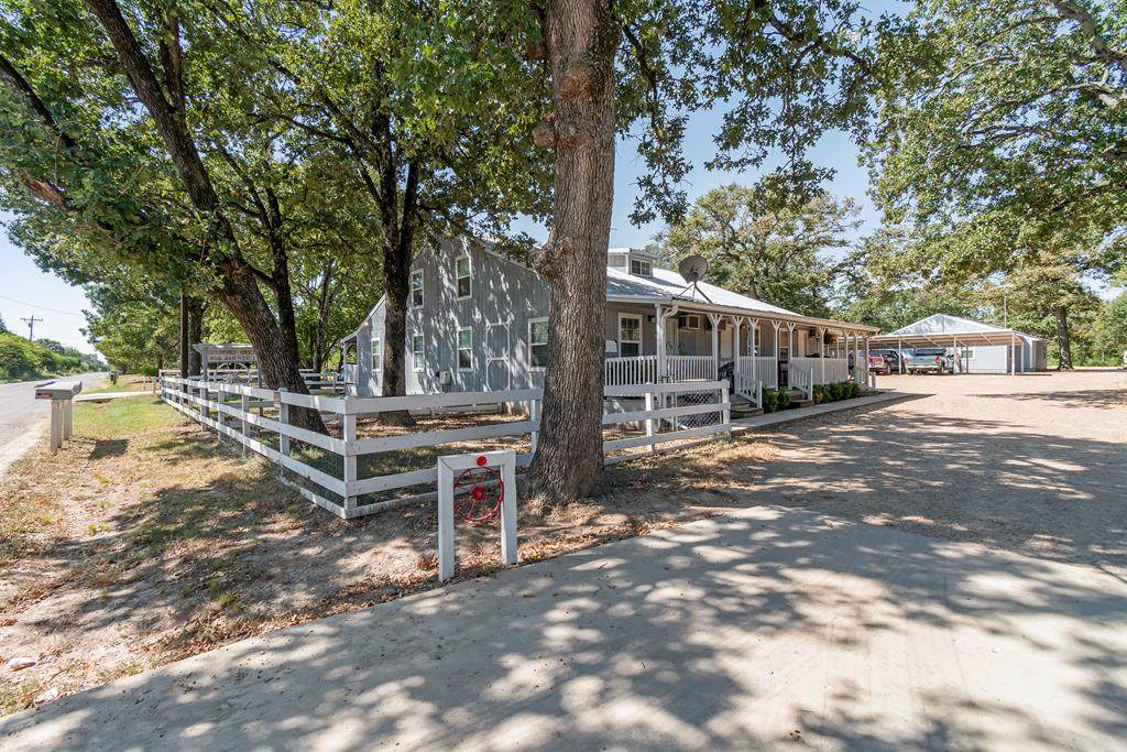 720 Pritchett Lane - Photo 1