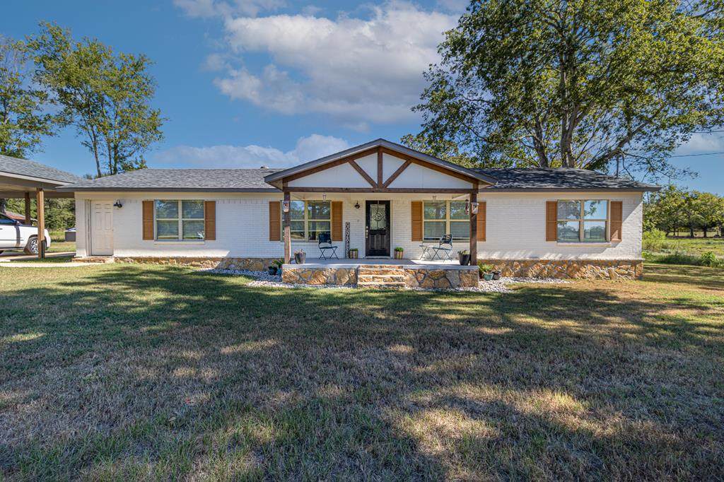 12817 Hwy 175 East - Photo 1