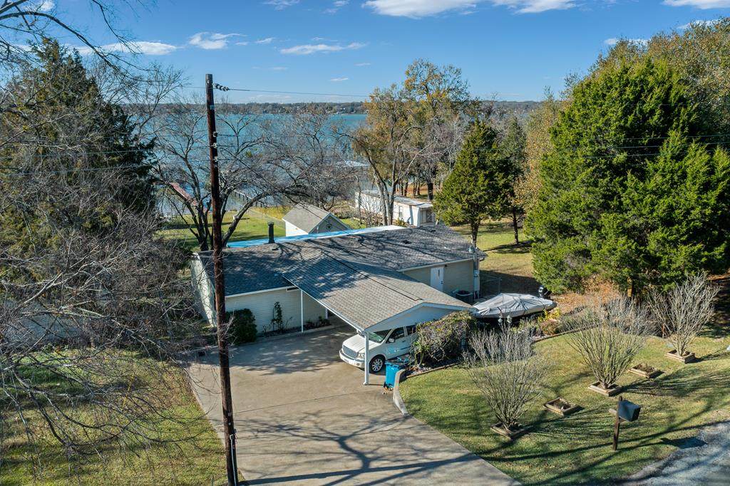 142 Ivy Lane - Photo 1