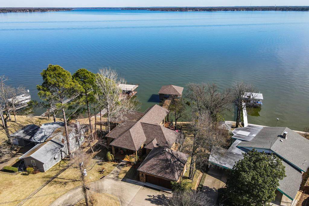 77 Isle Of View - Photo 1