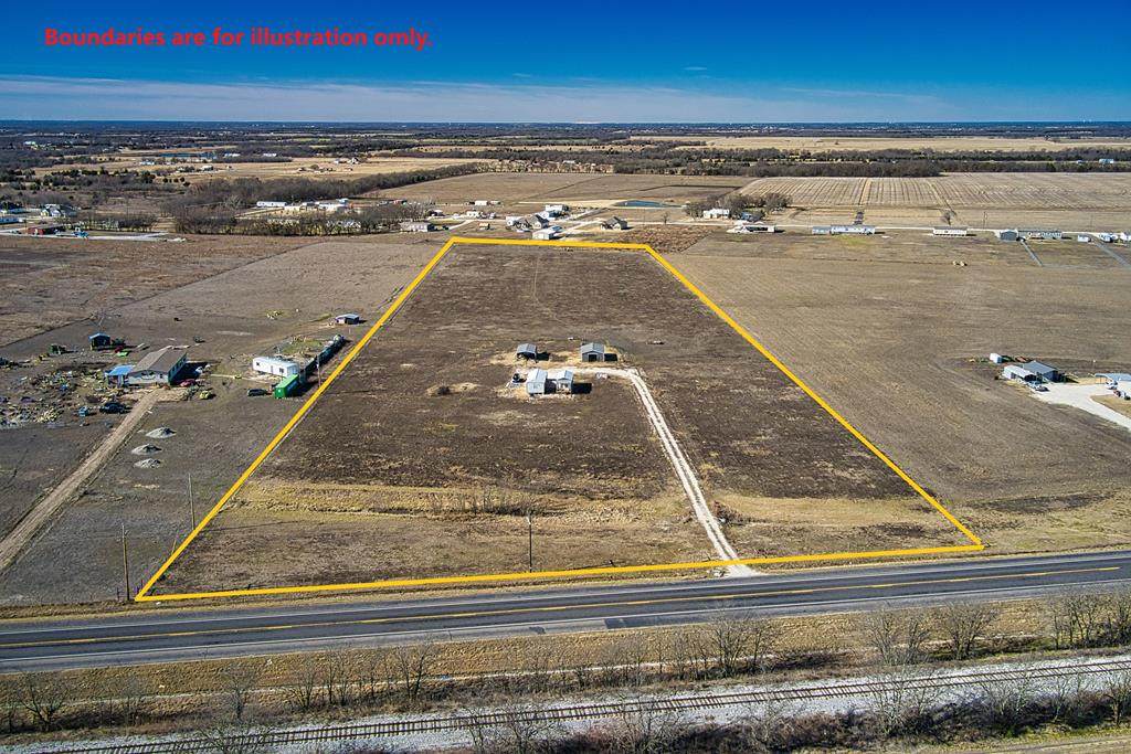 8804 N Hwy 69 - Photo 1