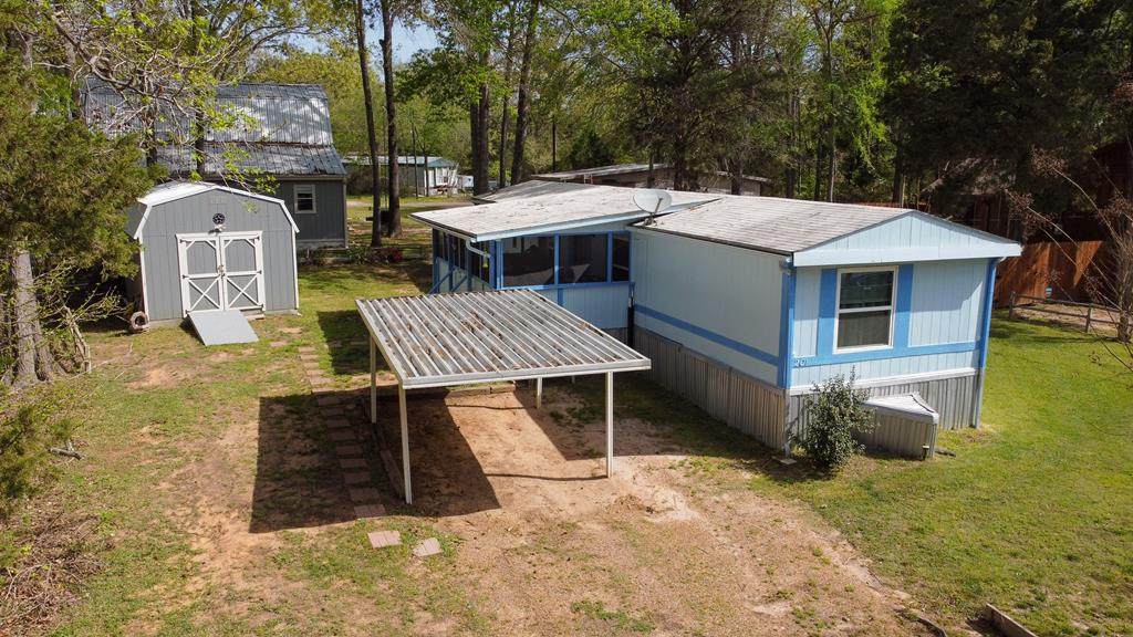 210 E Sycamore Lane - Photo 1