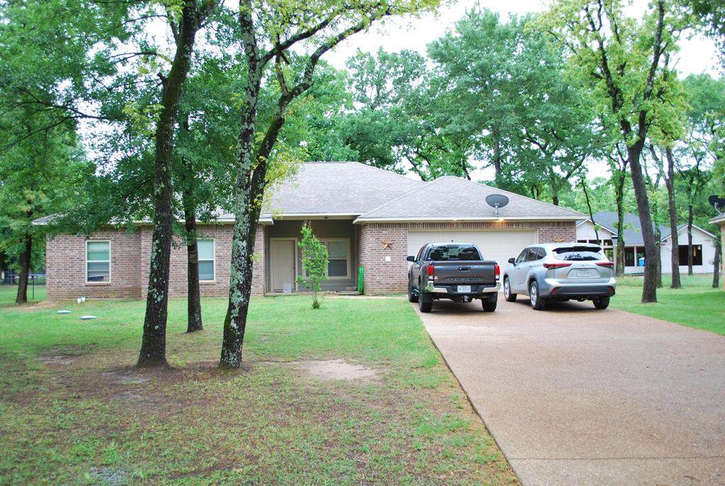 51 Westview - Photo 1