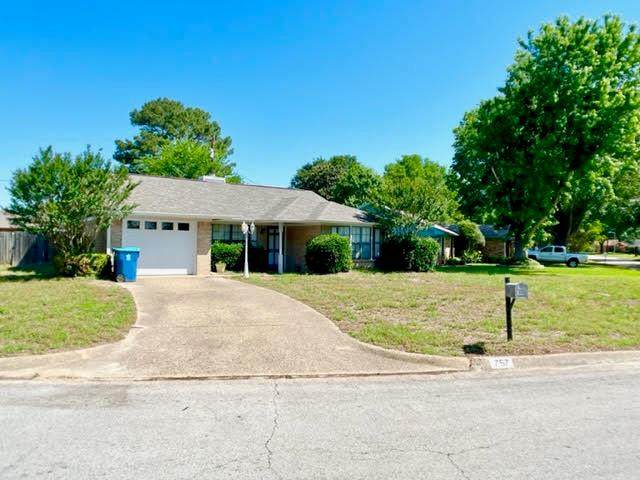 757 Southwood Drive - Photo 1