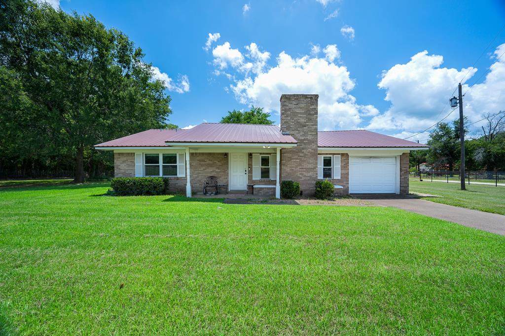 1410 E Royall - Photo 1