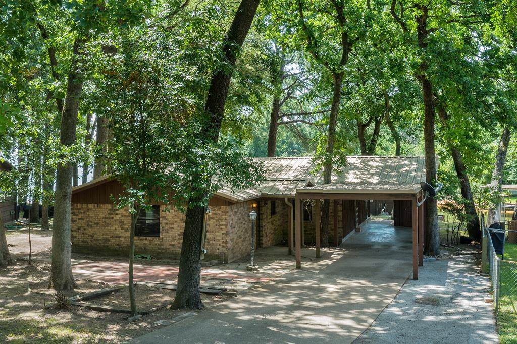2028 Wildwood Way - Photo 1