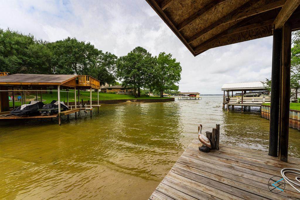162 Baywood Blvd - Photo 1
