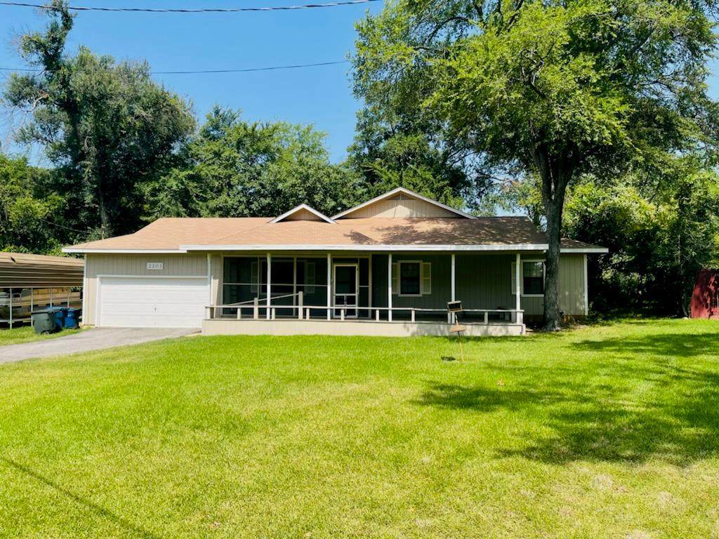 2203 Wildwood Way - Photo 1