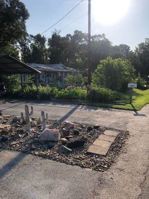 20623 Parkside Dr - Photo 1