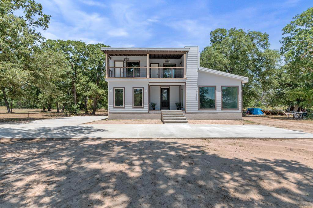 815 N Seven Points Blvd - Photo 1