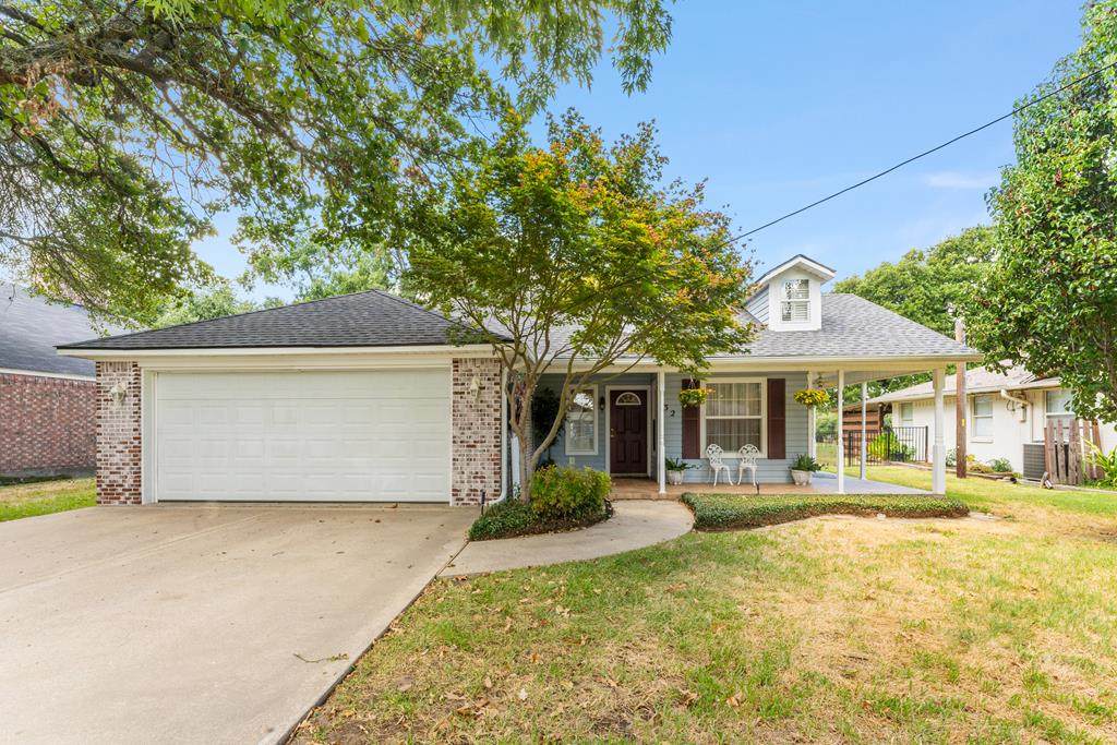 32 Shore Line Dr - Photo 1