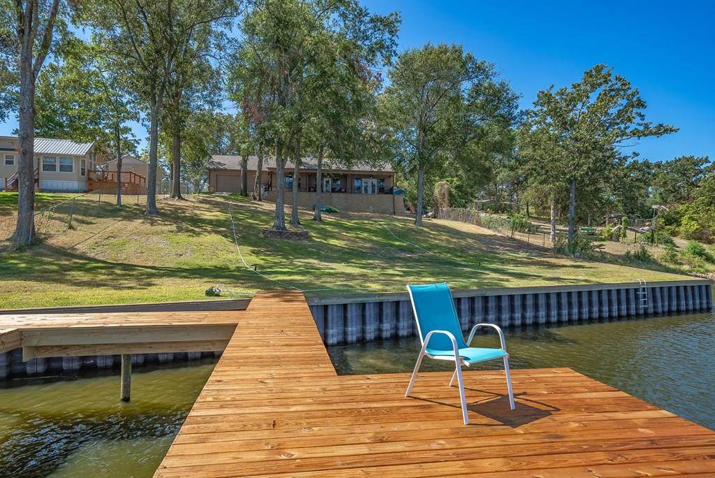 20425 Flat Creek - Photo 1