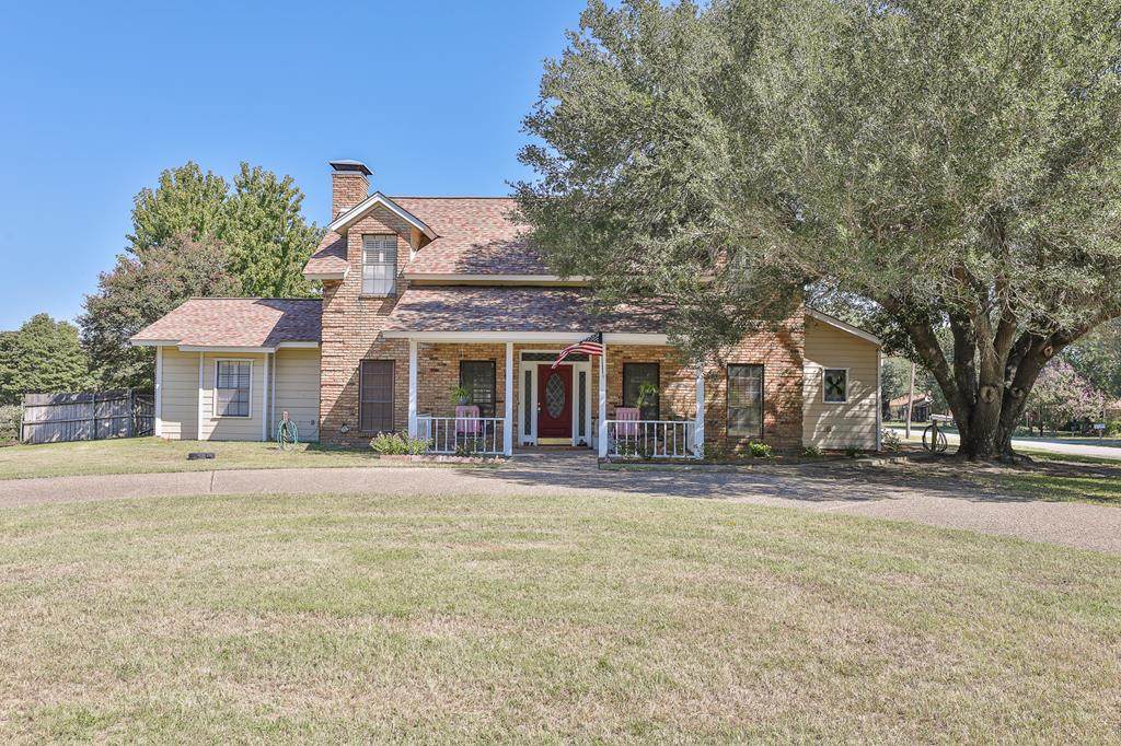 2382 Crystal Dr - Photo 1