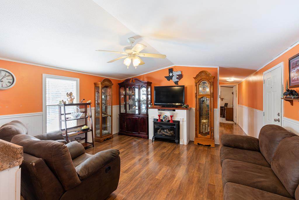 14653 Santa Anna - Photo 1