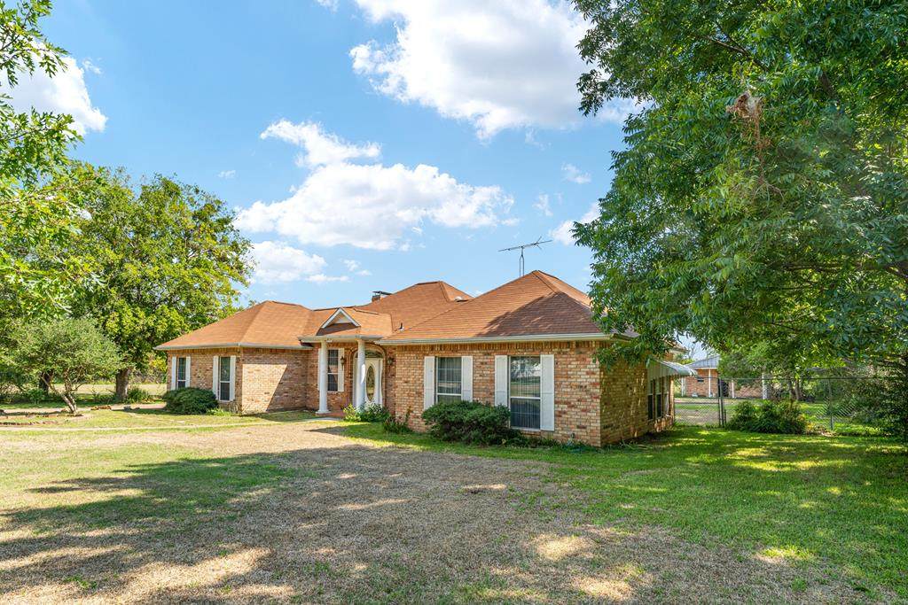 410 Arcadia - Photo 1