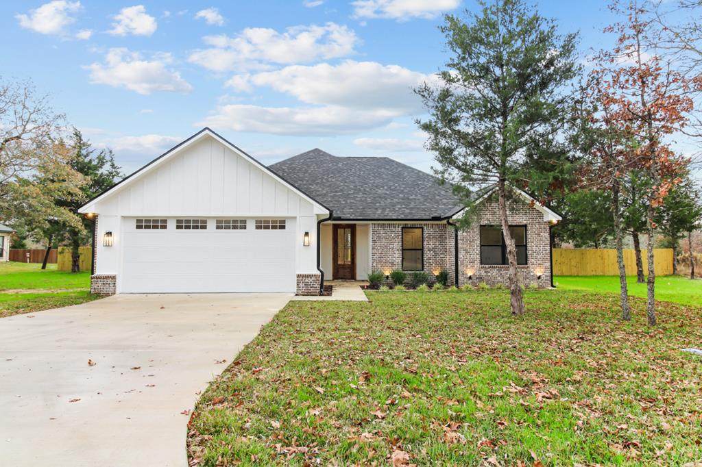 3539 Elizabeth St - Photo 1